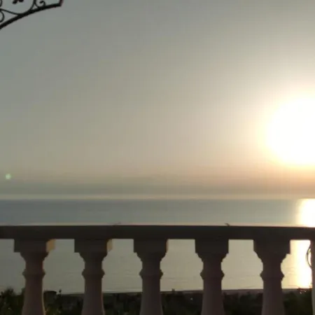 Casa Marecielo - Attico Con Terrazza Panoramica Vista Mare * Longobardi