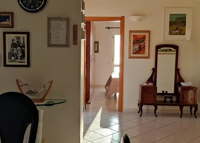 Casa Marecielo - Attico Con Terrazza Panoramica Vista Mare 隆戈巴尔迪