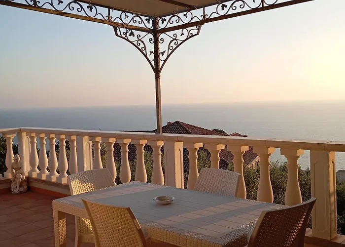 Apartamento Casa Marecielo - Attico Con Terrazza Panoramica Vista Mare *